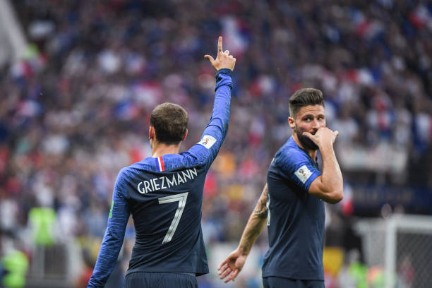 疑是一个特 疑是一个特