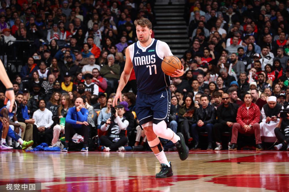 广岛三箭的 广岛三箭的